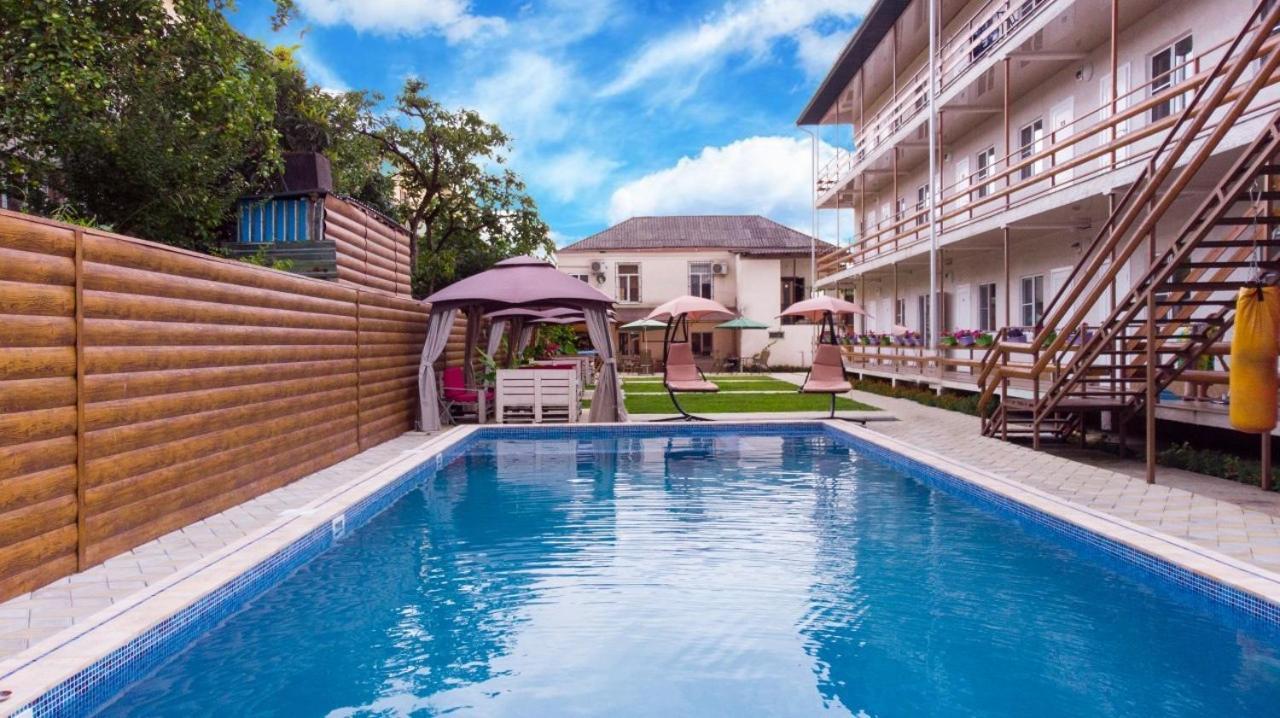 Hôtel Abkhazia Tali à Soukhoumi Extérieur photo