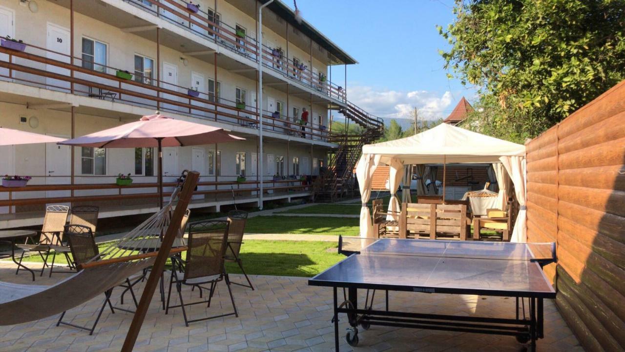Hôtel Abkhazia Tali à Soukhoumi Extérieur photo